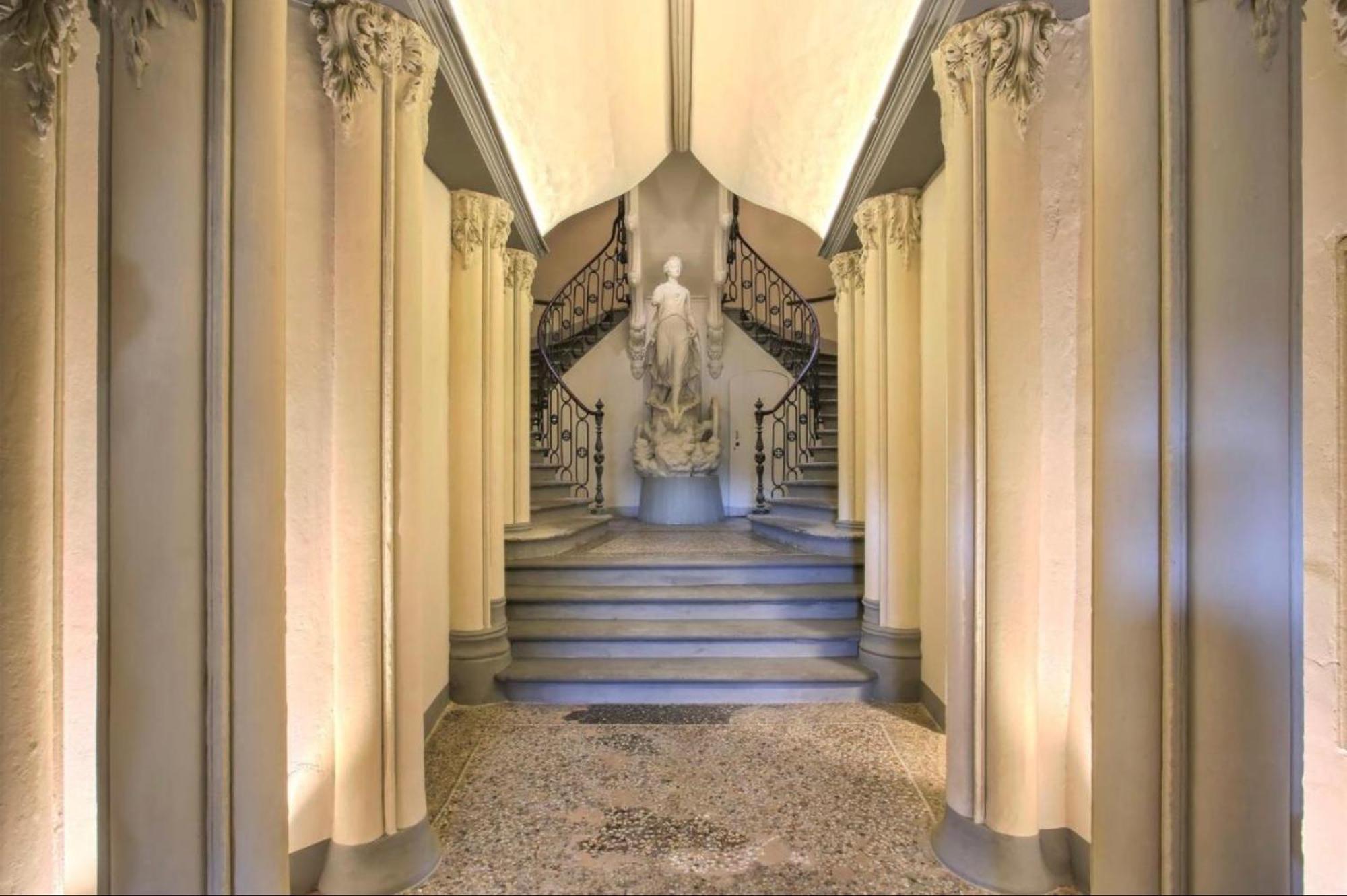 Palazzovilla Historic Building Luxury Suite Флоренція Екстер'єр фото